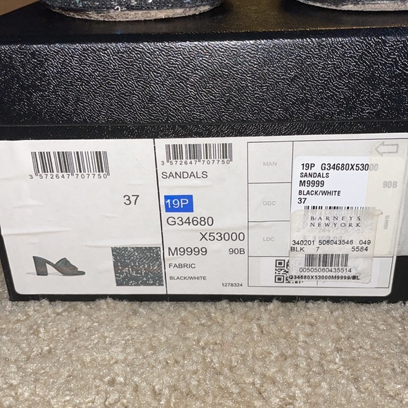 🖤✨ Black CHANEL Sequin mule Sandals size 37 - Picture 2 of 6